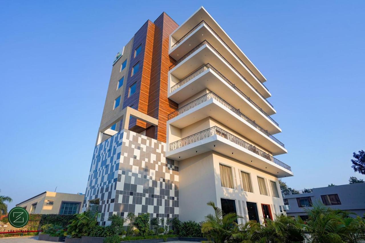 The Zenith - A Boutique Hotel By Hot Millions Mohali 外观 照片