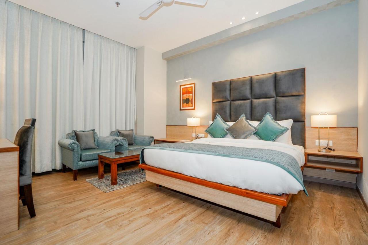 The Zenith - A Boutique Hotel By Hot Millions Mohali 外观 照片